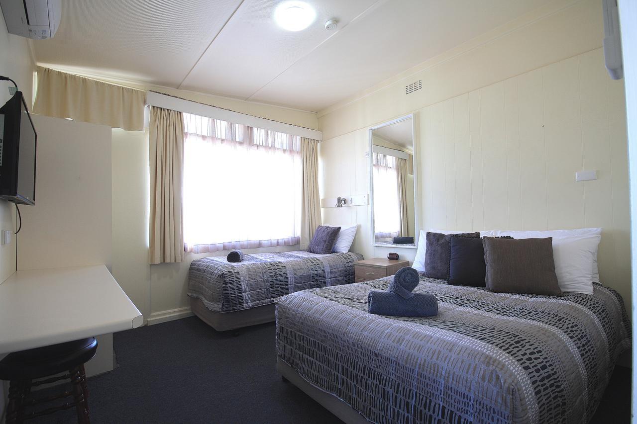 Hi Way Motor Inn Ясс Экстерьер фото